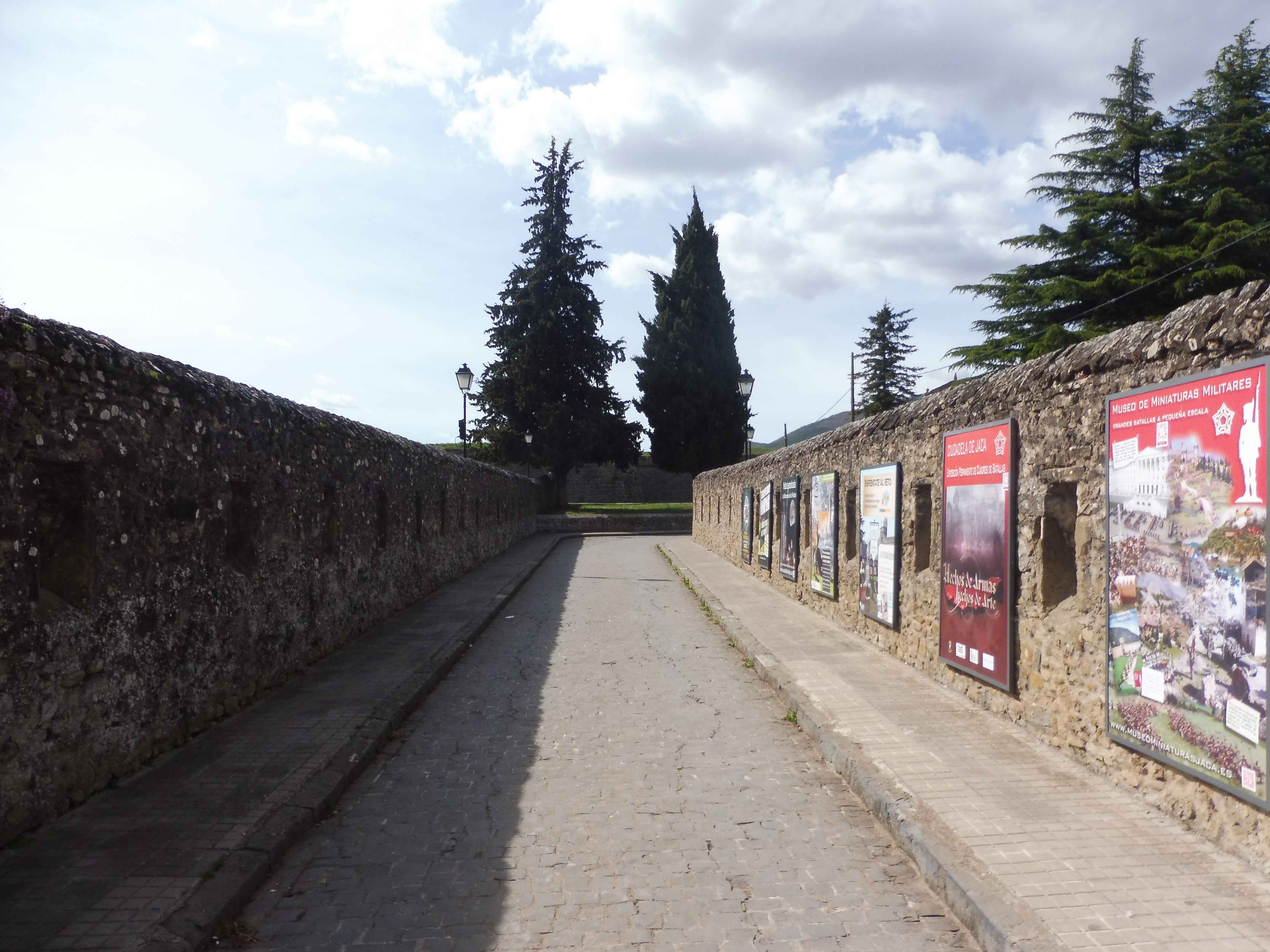 Photos de Chemin Menant A L Entree De La Citadelle De Jaca
