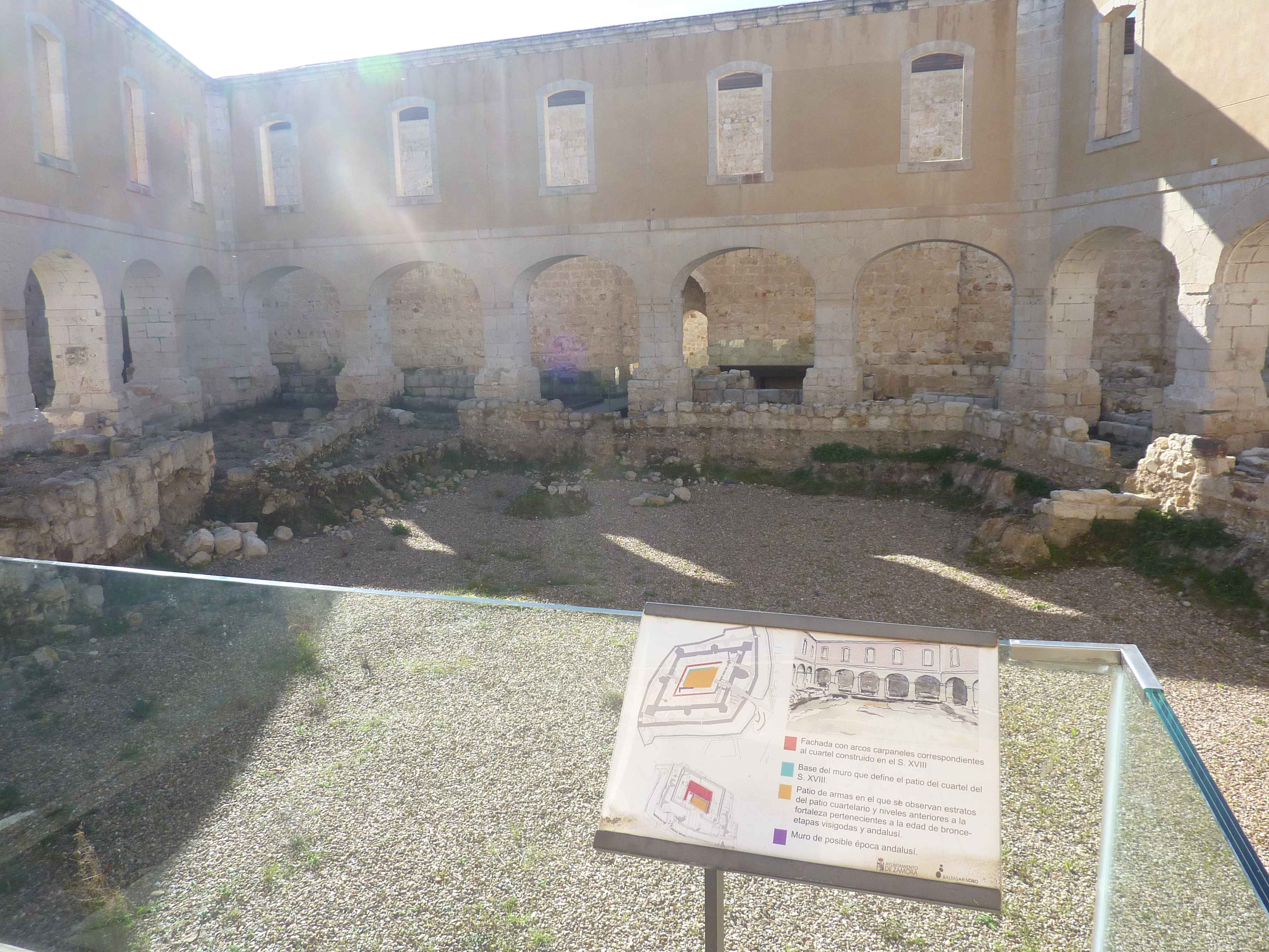 Photos de Interieur Du Chateau De Zamora Habitations